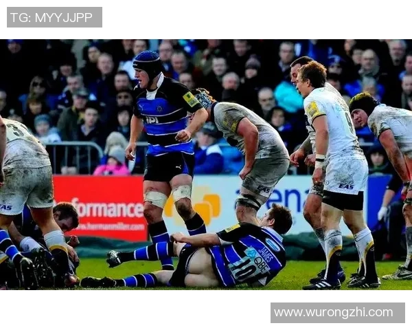 足球明星的综艺盛宴：球场之外的精彩生活与幽默瞬间